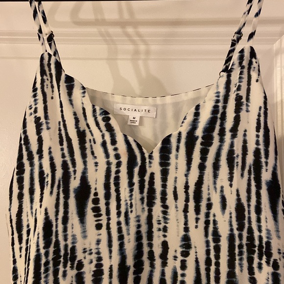 Chiffon tank top - Picture 2 of 3